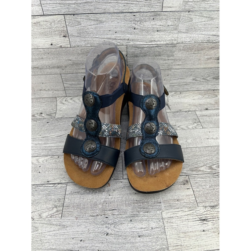 SAS‎ Women Navy Blue Leather Medallion Wedge Sandals Size 7 M Made in USA